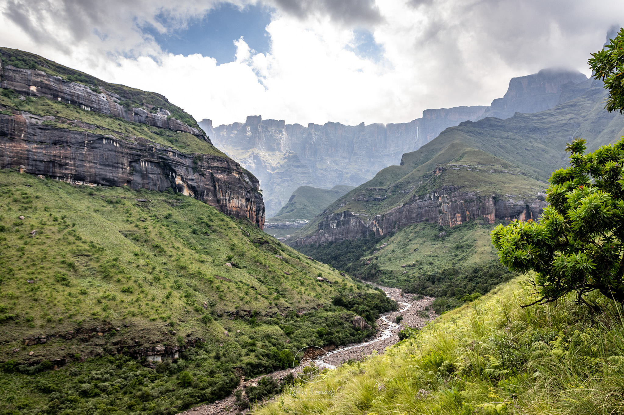 Hiking around Drakensberg is guaranteed to wow you