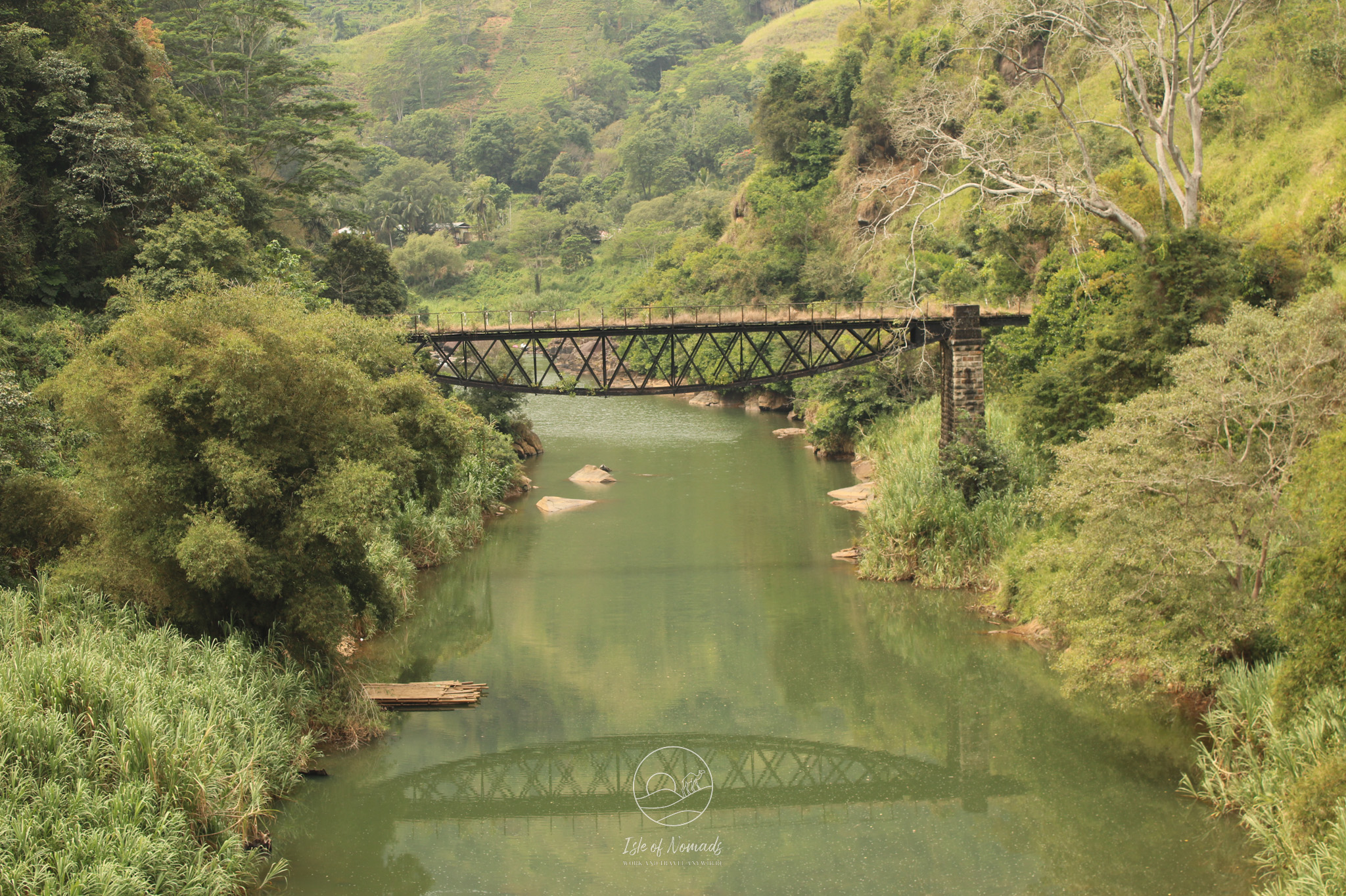 You can find many beatiful bridges in Sri-Lanka