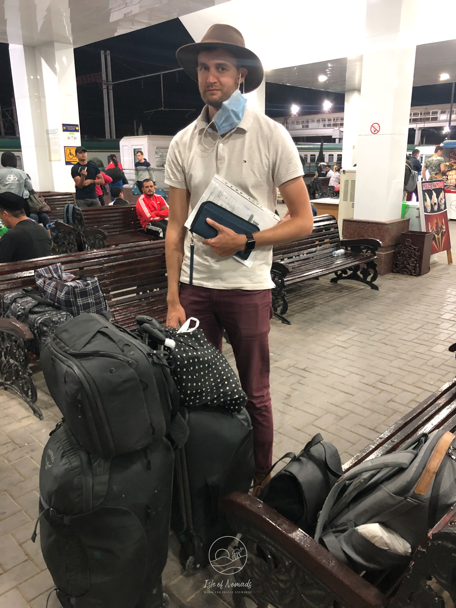 Cordt at the train station in Tashkent, after we had not very effectively packed due to being rushed